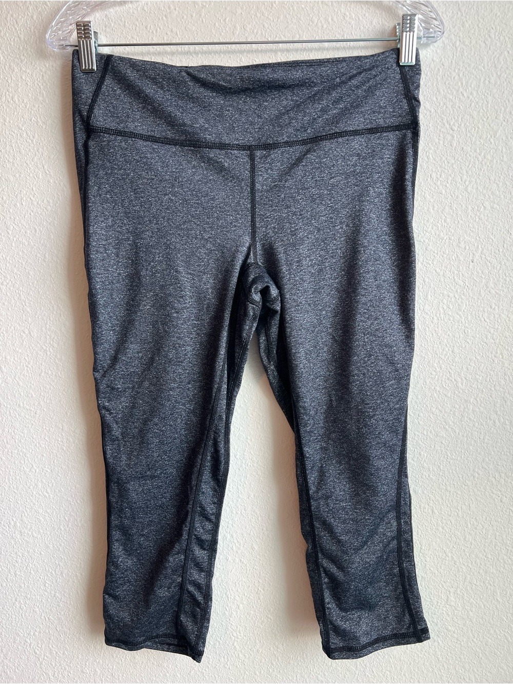 Gap Fit Dark Gray Charcoal Heathered Capri Cropped Leggings Medium Activewear